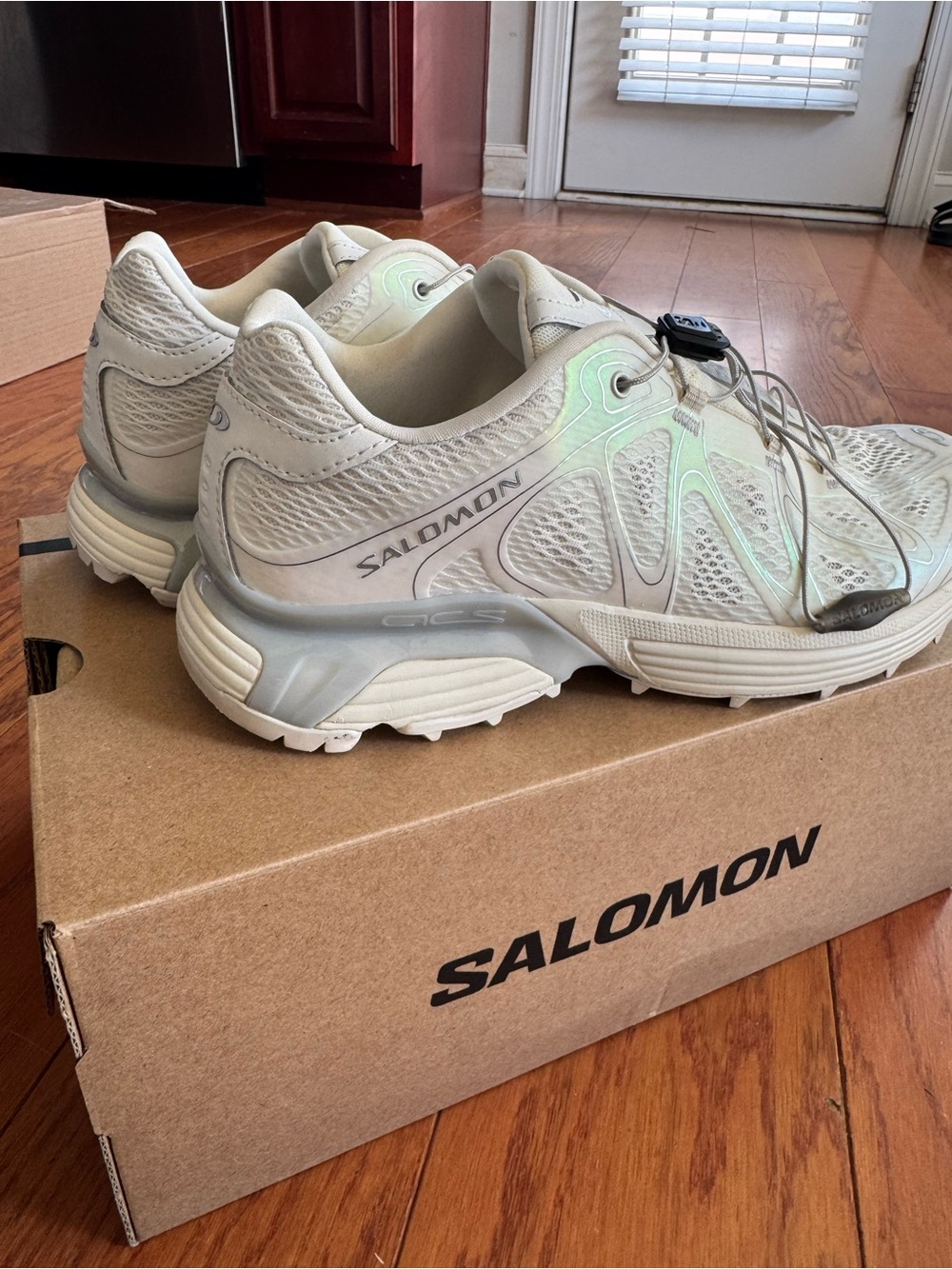 Salomon whisper cream and iridescent Women's Shoes